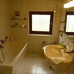 Haus Mit Seeblick - Terrassen - Grosszuegig Auf 2 Ebenen - Freistehend 1.000 Qm *