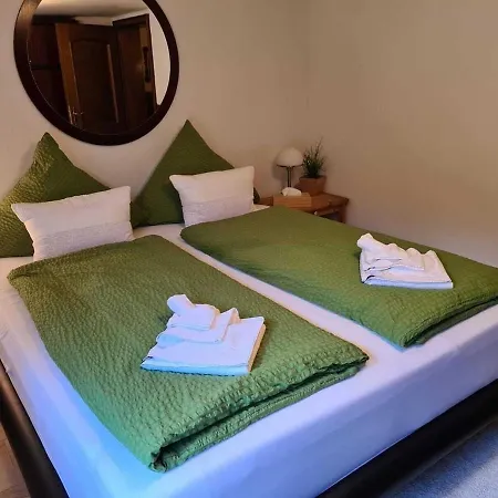 Haus Mit Seeblick - Terrassen - Großzügig Auf 2 Ebenen - Freistehend 1.000 Qm Bringhausen