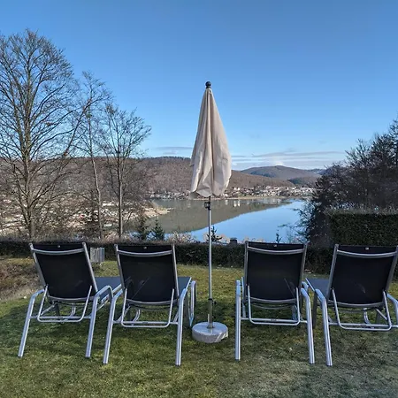 Haus Mit Seeblick - Terrassen - Grosszuegig Auf 2 Ebenen - Freistehend 1.000 Qm Nyaraló *