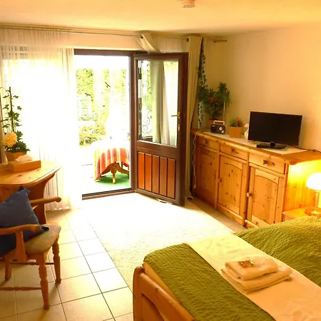 Haus Mit Seeblick - Terrassen - Grosszuegig Auf 2 Ebenen - Freistehend 1.000 Qm *