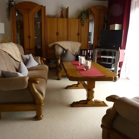 Nyaraló Haus Mit Seeblick - Terrassen - Grosszuegig Auf 2 Ebenen - Freistehend 1.000 Qm *