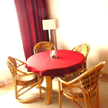 Haus Mit Seeblick - Terrassen - Grosszuegig Auf 2 Ebenen - Freistehend 1.000 Qm