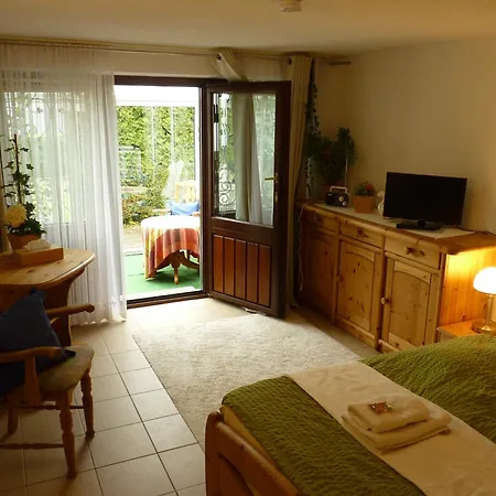 Haus Mit Seeblick - Terrassen - Grosszuegig Auf 2 Ebenen - Freistehend 1.000 Qm