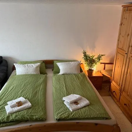 Haus Mit Seeblick - Terrassen - Grosszuegig Auf 2 Ebenen - Freistehend 1.000 Qm