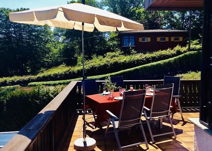 Haus Mit Seeblick - Terrassen - Grosszuegig Auf 2 Ebenen - Freistehend 1.000 Qm Bringhausen