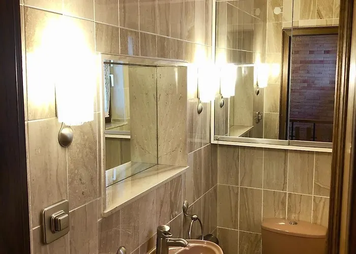 Haus Mit Seeblick - Terrassen - Grosszuegig Auf 2 Ebenen - Freistehend 1.000 Qm 度假居 *