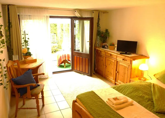 Haus Mit Seeblick - Terrassen - Grosszuegig Auf 2 Ebenen - Freistehend 1.000 Qm *