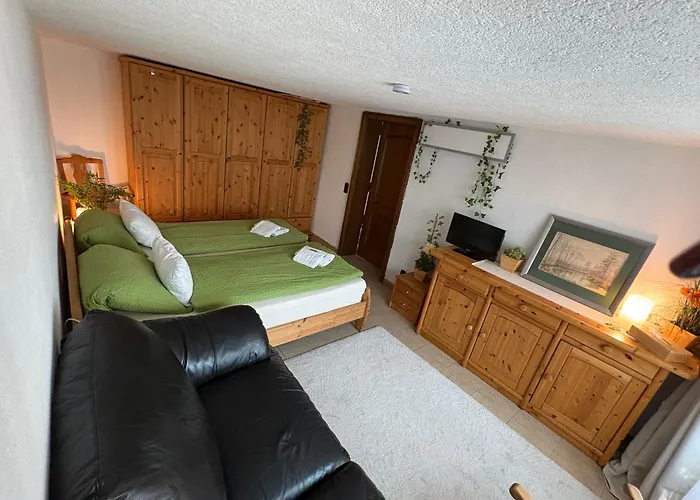 Holiday home Haus Mit Seeblick - Terrassen - Grosszuegig Auf 2 Ebenen - Freistehend 1.000 Qm *